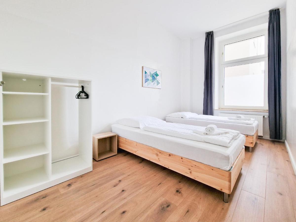 Raj Living - 1 Or 4 Room Apartments - 15 Min To Messe Dus - 10 Min Old Town Dus Düsseldorf Exteriér fotografie