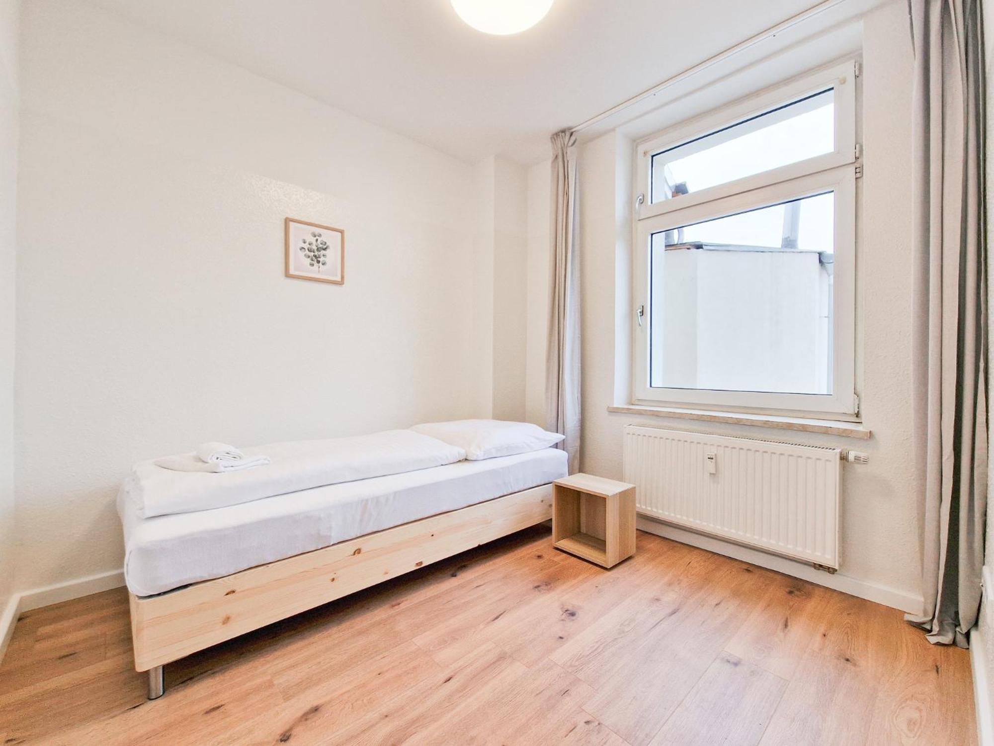 Raj Living - 1 Or 4 Room Apartments - 15 Min To Messe Dus - 10 Min Old Town Dus Düsseldorf Exteriér fotografie
